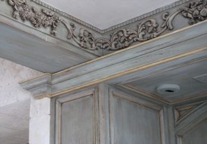 Advantages and Drawbacks Of Different Types Of Moulding