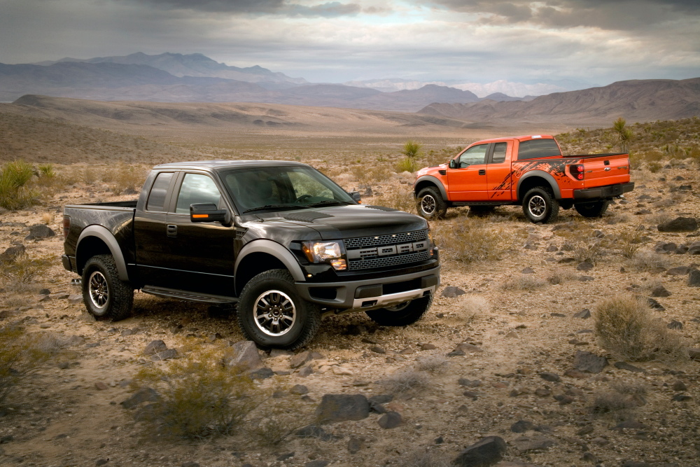 Is Off-Roading Your Hobby Of Choice? 4 Tips To Keep Your Truck Climbing Those Hills