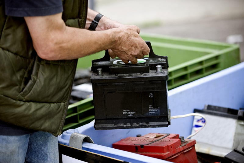 The Advantages of Truck Battery Replacement Services
