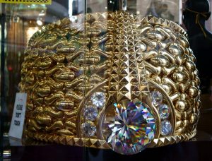 Biggest Gold Ring in the World