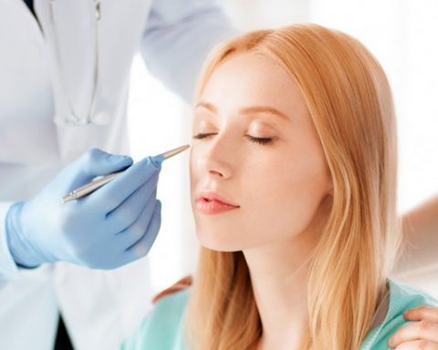 Everything You Should Know Before Deciding To Do A Plastic Surgery